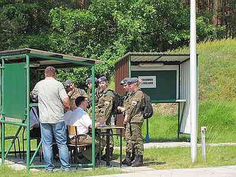 Bieg patrolowo-medyczny na strzelnicy w Lublińcu