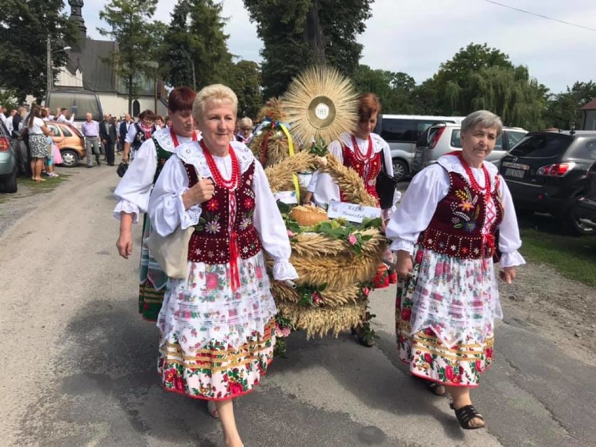 Dożynki w Goleniowach. Konkurs na Gospodynię i Gospodarza Roku oraz tłumy na koncercie Bayer Full FOTO