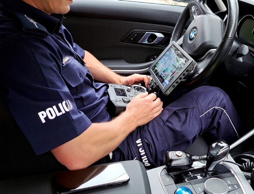 Policyjny dron obserwował zachowania pieszych i kierowców w Starogardzie FILM