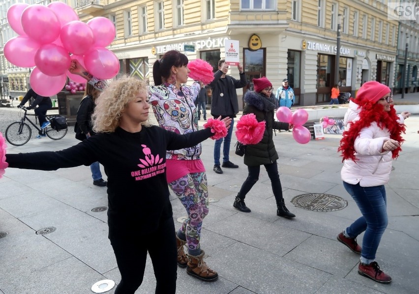 "One Billion Rising" w Szczecinie. Zatańczyły przeciwko przemocy [WIDEO, ZDJĘCIA]