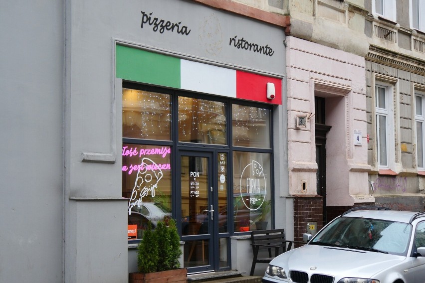 Pizza neapolitańska po legnicku. Formia Pizza to jedyna w Legnicy pizzeria serwująca pizzę jak w Neapolu! Zaglądamy do środka! [ZDJĘCIA]