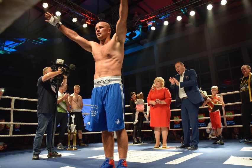 Hity Zenka i znakomite bokserskie pojedynki. Tak wyglądała Gala Sokółka Boxing Show (zdjęcia) 