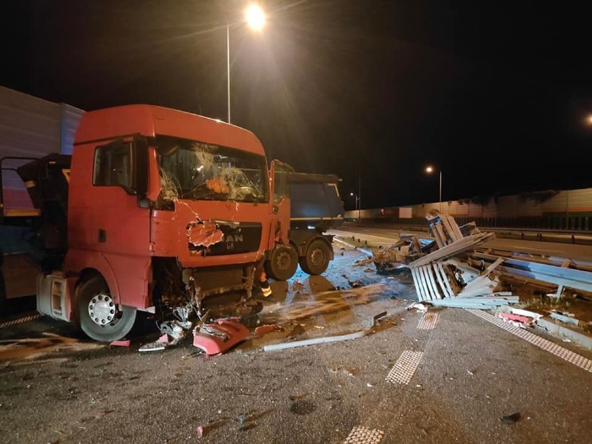 Wypadek na S8 koło Polichna. Kierowca zasnął za kierownicą ZDJĘCIA