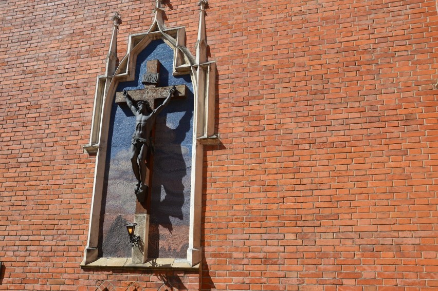 Tarnów. Pod krzyżem na Kapitulnej miało początek nawrócenie Romana Brandstaettera [ZDJĘCIA]