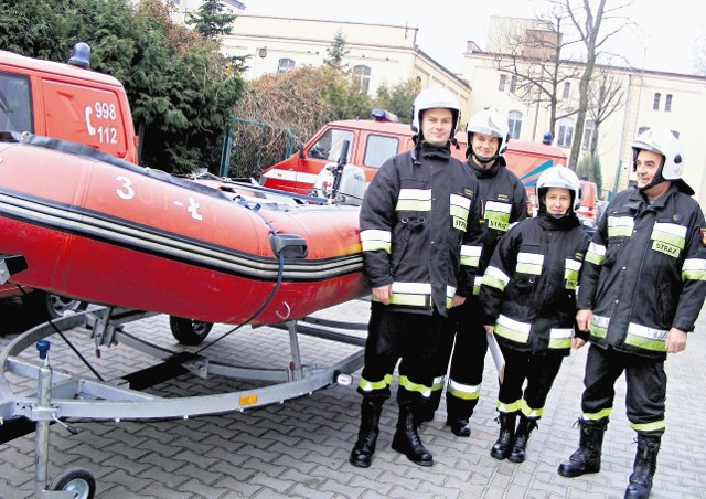 Strażacy ochotnicy ze Swarzędza otrzymali ponton