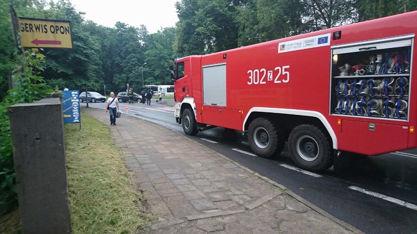 Zapalił się autobus na ul. Walecznych w Szczecinie [zdjęcia] 