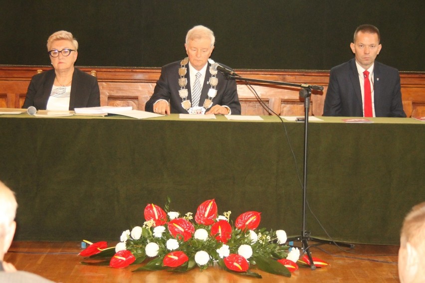 Ostatnia sesja Rady Powiatu Krotoszyńskiego V kadencji [ZDJĘCIA]