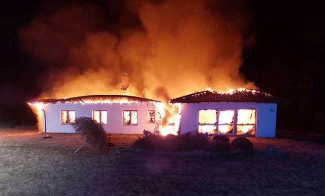Dom w Zabierzewie spłonął doszczętnie