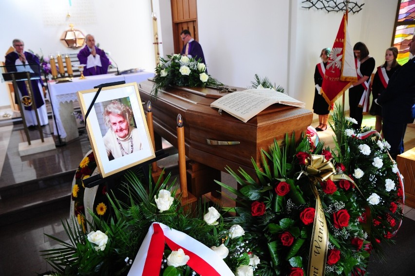 Kraków pożegnał swoją najstarszą pianistkę. Wanda Szajowska spoczęła na Salwatorze
