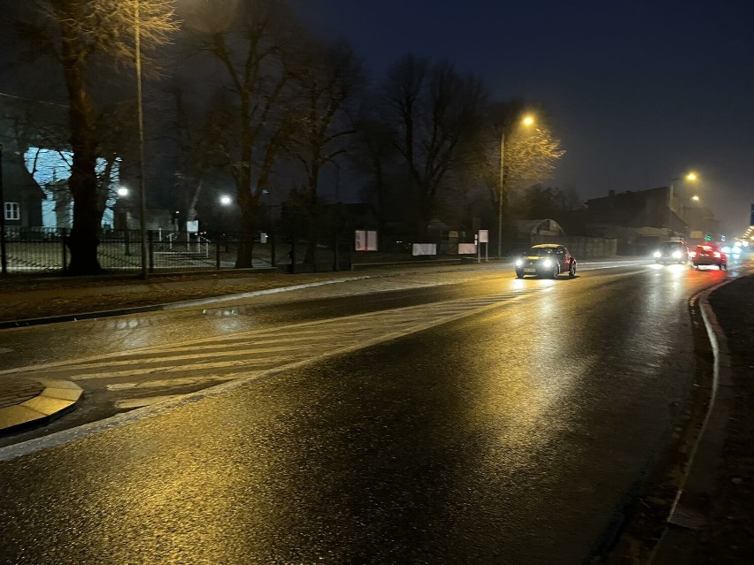 Trudne warunki na drogach powiatu pleszewskiego. Kierowco!...