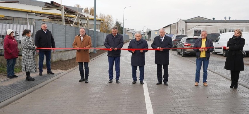 9 listopada miało miejsce uroczyste otwarcie ulic Towarowej...