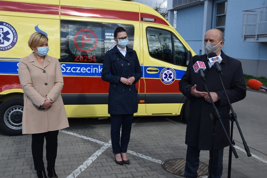 O sytuacji szczecineckiego szpitala poinformowali starosta...