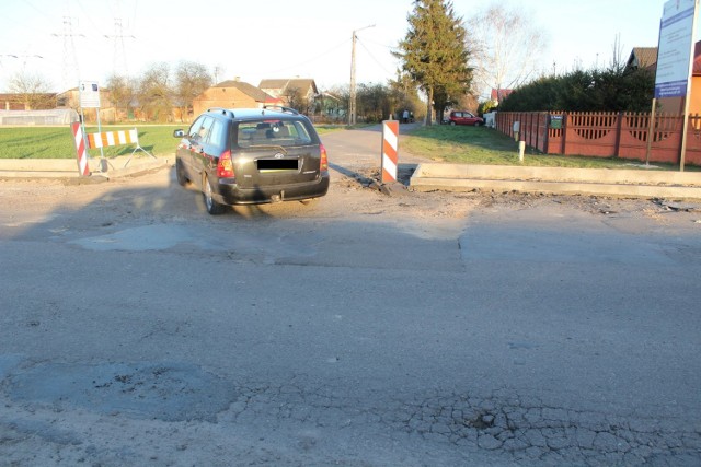 Rowerostrada przez Chełm. Mieszkańcy ul. Poleskiej narzekają na zły projekt i ograniczenie wjazdu i wyjazdu z ich ulicy.