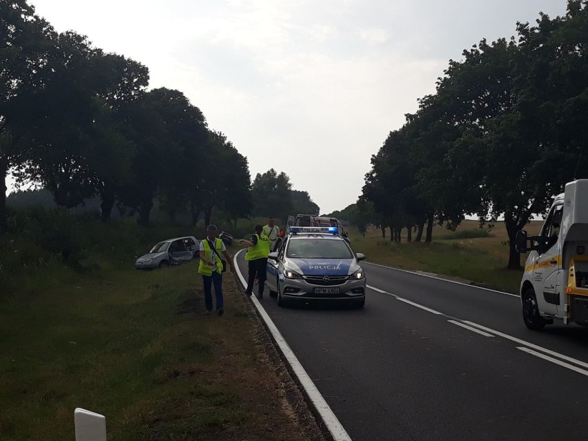 Gmina Suchań. Poważny wypadek na DK10, ranne dzieci [ZDJĘCIA, AKTUALIZACJA]