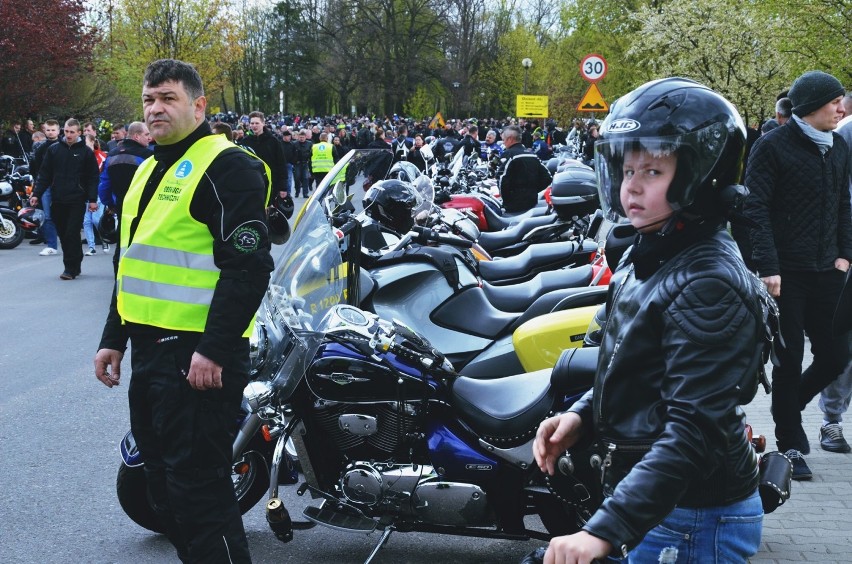 Rozpoczęcie sezonu motocyklowego w Bełchatowie [ZDJĘCIA]