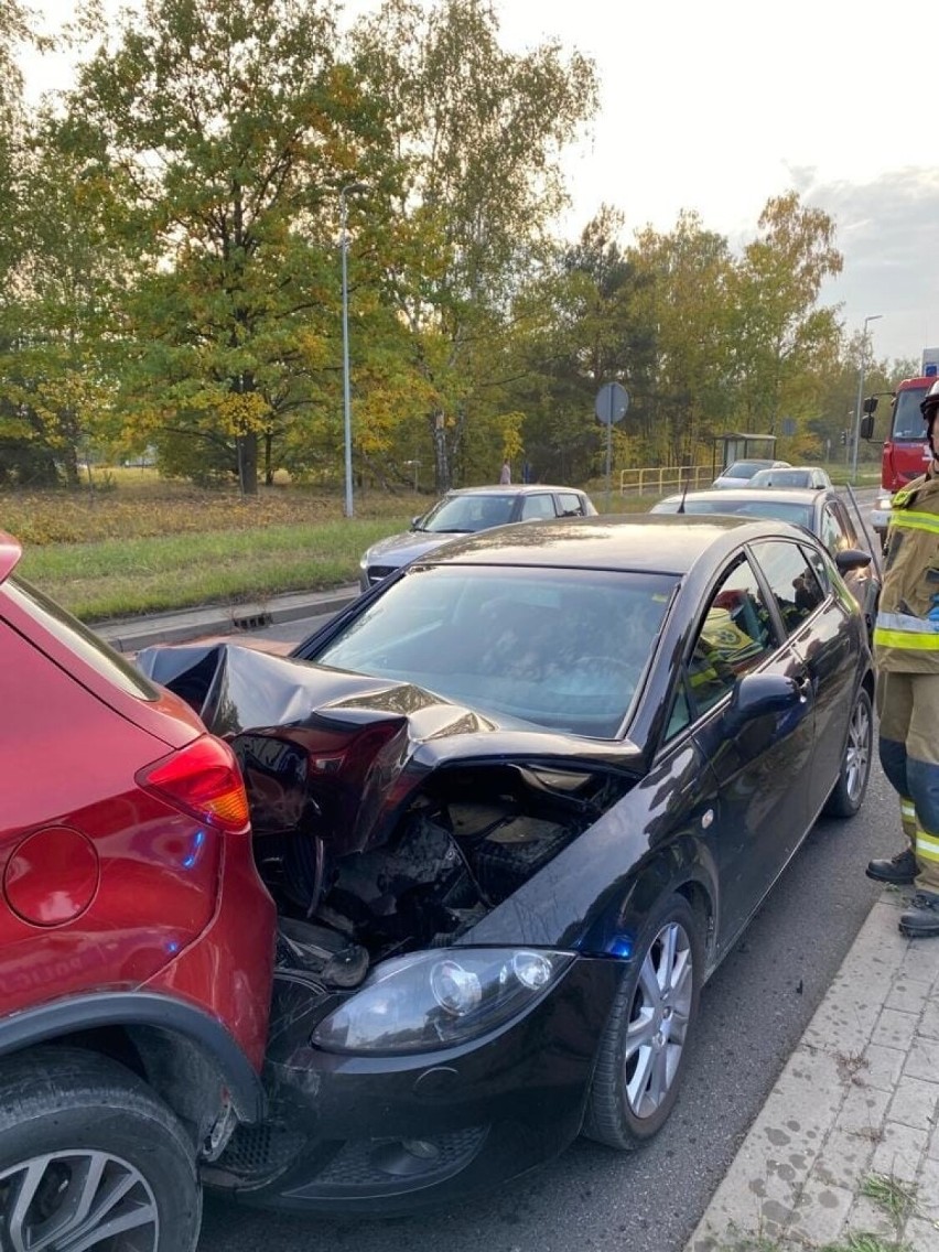 Toruńscy policjanci badają przyczyny wypadku z udziałem...