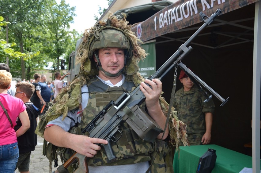 Zelów: Popisowy pokaz ułanów na pikniku wojskowo-historycznym [ZDJĘCIA, WIDEO]