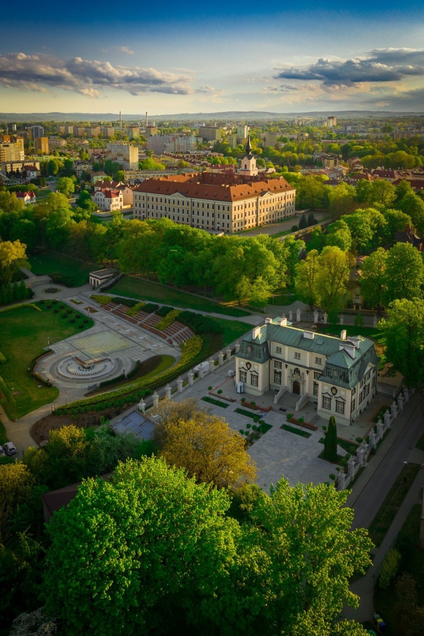 Rzeszów, jakiego nie widziałeś. Niezwykłe ujęcia, bajeczne klimaty [ZDJĘCIA]