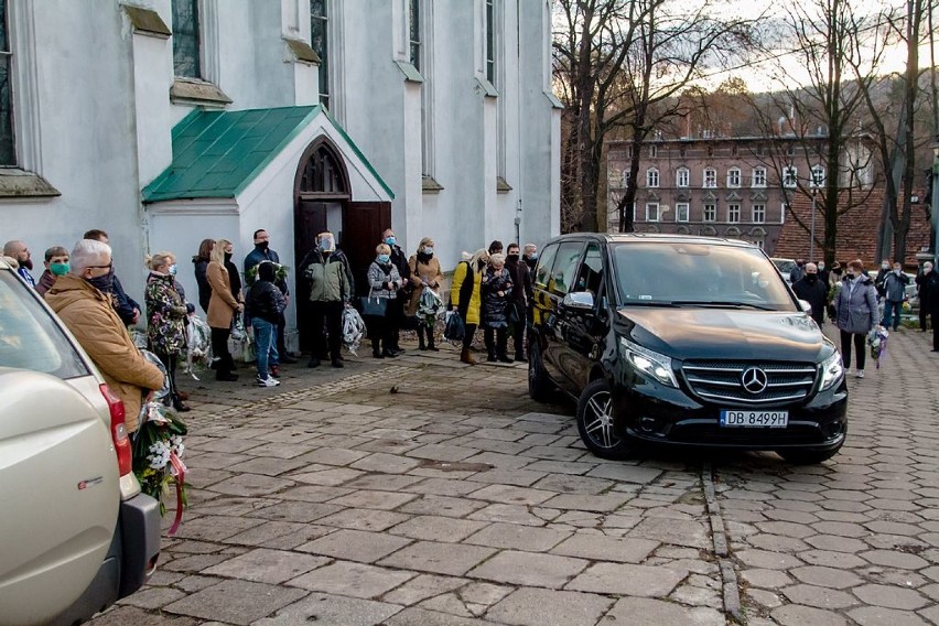 Ostatnia droga Krzysztofa Truszczyńskiego- legendarnego kapitana Górnika Wałbrzych (ZDJĘCIA)