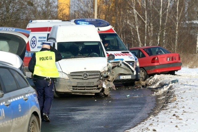 Wypadek na ul. Szczecińskiej we Wrocławiu 13.02.2021