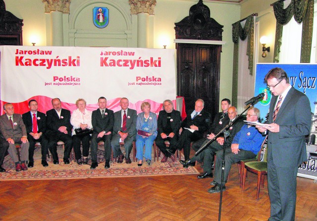 Inauguracja działalności komitetu odbyła się w sali reprezentacyjnej sądeckiego ratusza