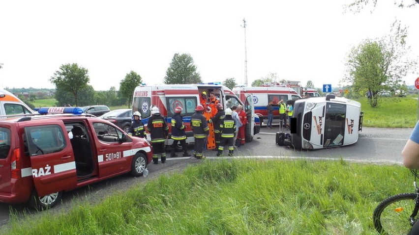 Wypadek busa Olkusz-Katowice pod Sławkowem