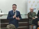 Spotkanie z Szymonem Hołownią z Polski 2050 w Radomiu. Na nim znani politycy, samorządowcy i działacze z Radomia i regionu. Zobacz, kto był