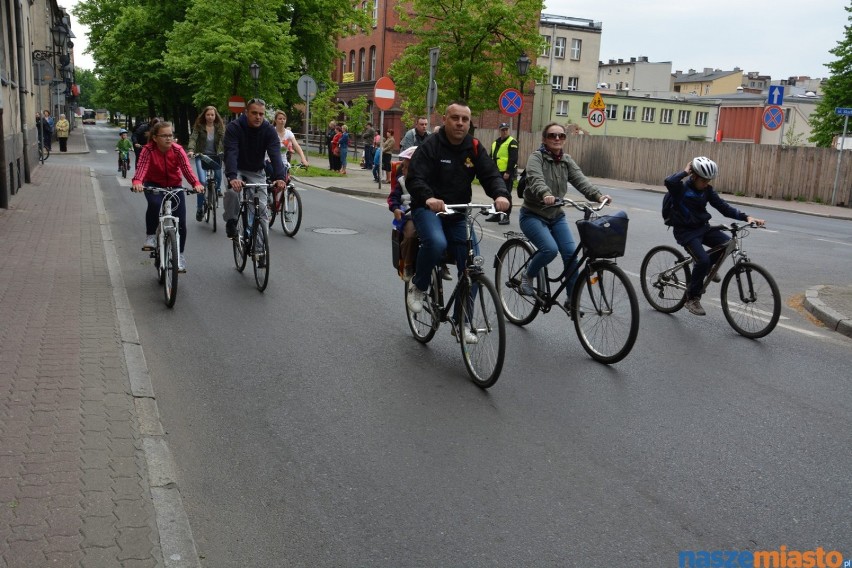 Rowerowa Majówka w Lesznie - meta nad zbiornikiem w...