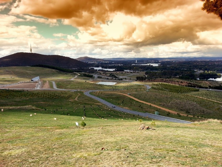 Stolicą Australii jest Canberra