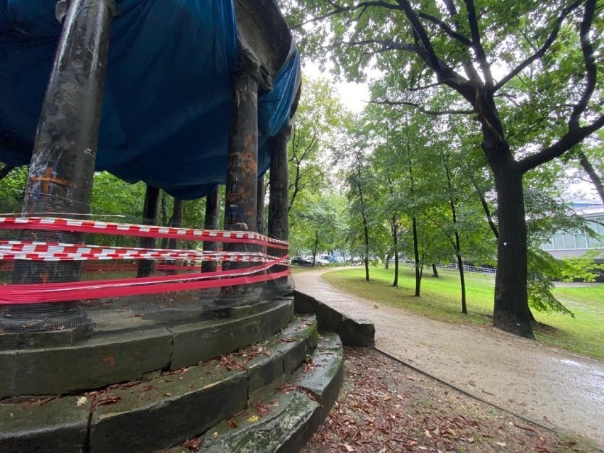 Glorieta kiedyś była pięknym obiektem, dziś nikomu nie...