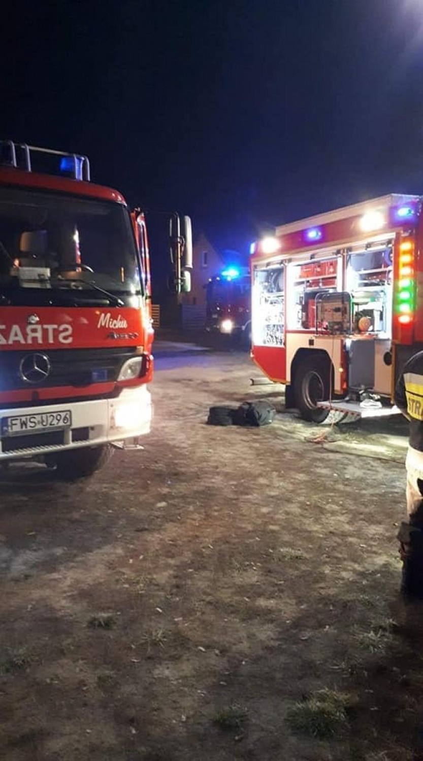 POWIAT WSCHOWSKI. 11 grudnia 2019 w  budynku mieszkalnym w Lubogoszczy doszło do pożaru [ZDJĘCIA]