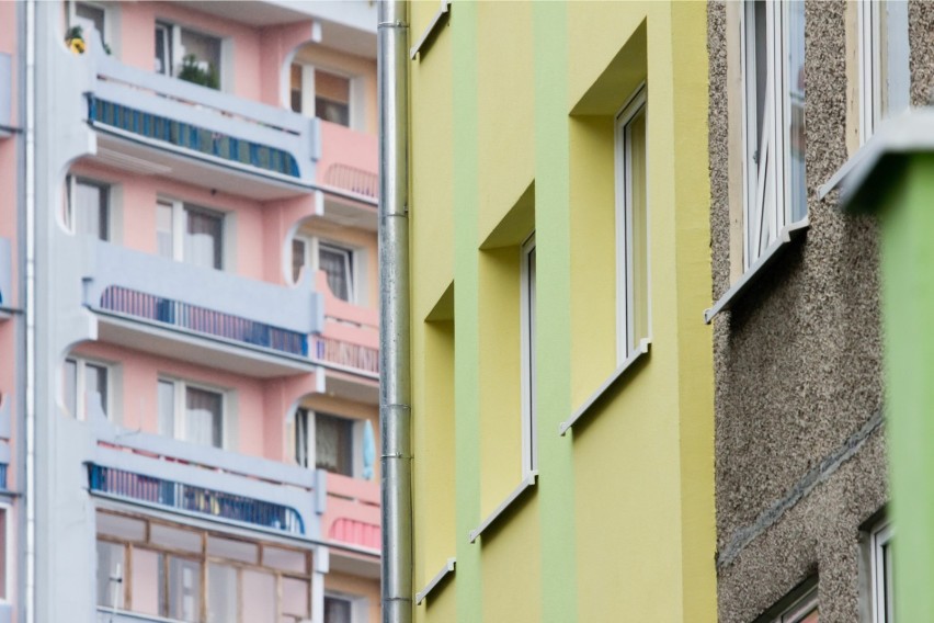 Najwięcej seniorów mieszka na najwcześniej oddanych do...