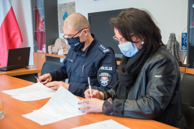 Małopolska policja otrzymała fantomy do nauki pierwszej pomocy