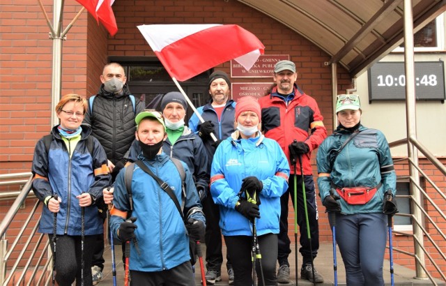 W ramach "Gokówki" z MGOKSiR w Gniewkowie 1 maja odbył się marsz nordic walking. Uczestnicy pokonali ponad 11 kilometrów. Na 2 maja zaplanowano rajd rowerowy do Dybowa