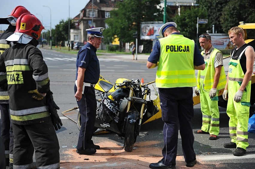 Poznań: Motocyklista zginął w wypadku na skrzyżowaniu...