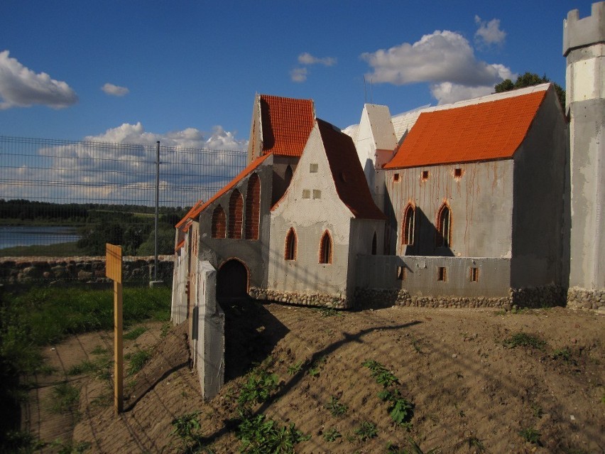 Prabuty. Perłowa miniatura zamku [FOTO]