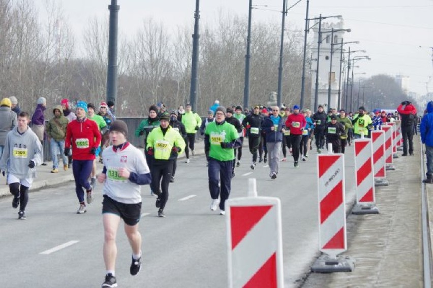 8 PÓŁMARATON WARSZAWSKI 2013 ZDJĘCIA UCZESTNIKÓW