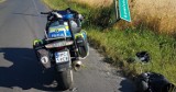 Wypadek policyjnego motocykla BMW w Łowiczku. Policjant trafił do szpitala