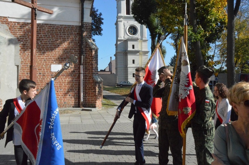 Wprowadzenie relikwii św. Jana Pawła II i nadanie Honorowego...