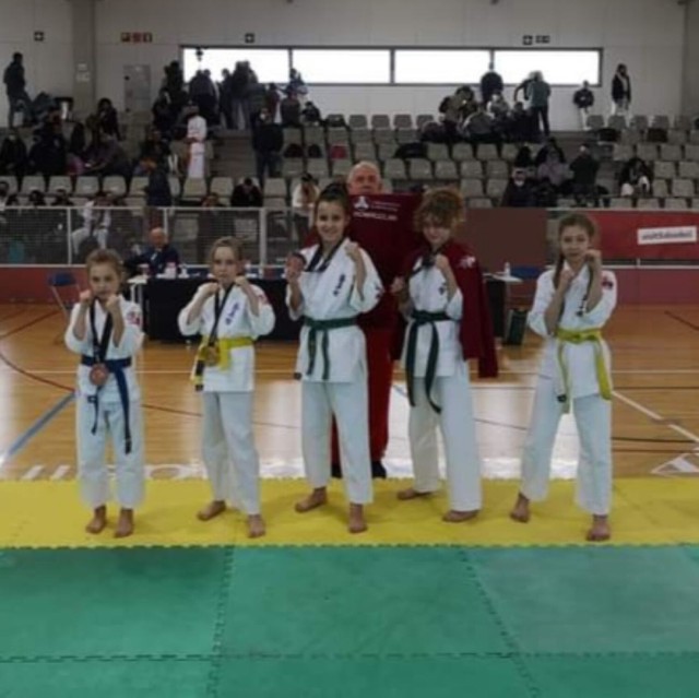 28 lutego zawodnicy Inowrocławskiego Klubu Karate Kyokushin zdobyli aż 8 medali