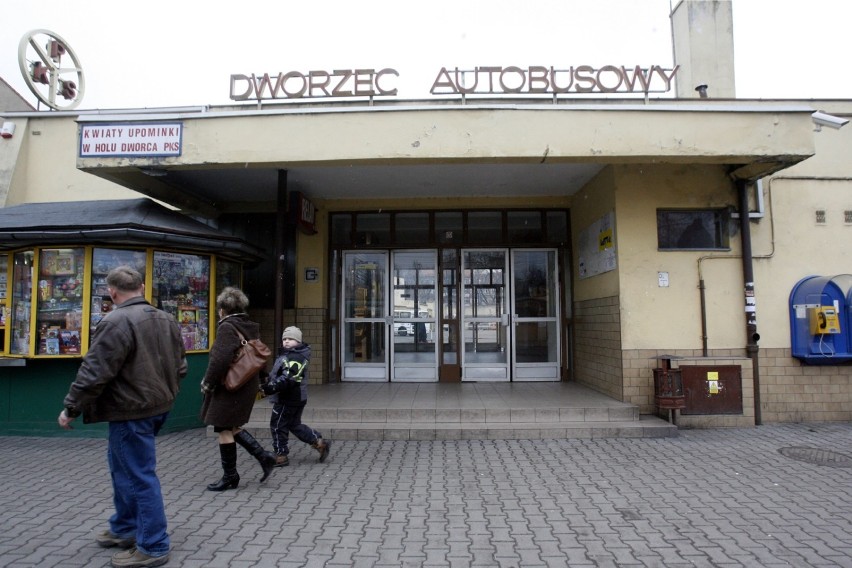 Tosty z dworca autobusowego to już legenda. Pani Beata...