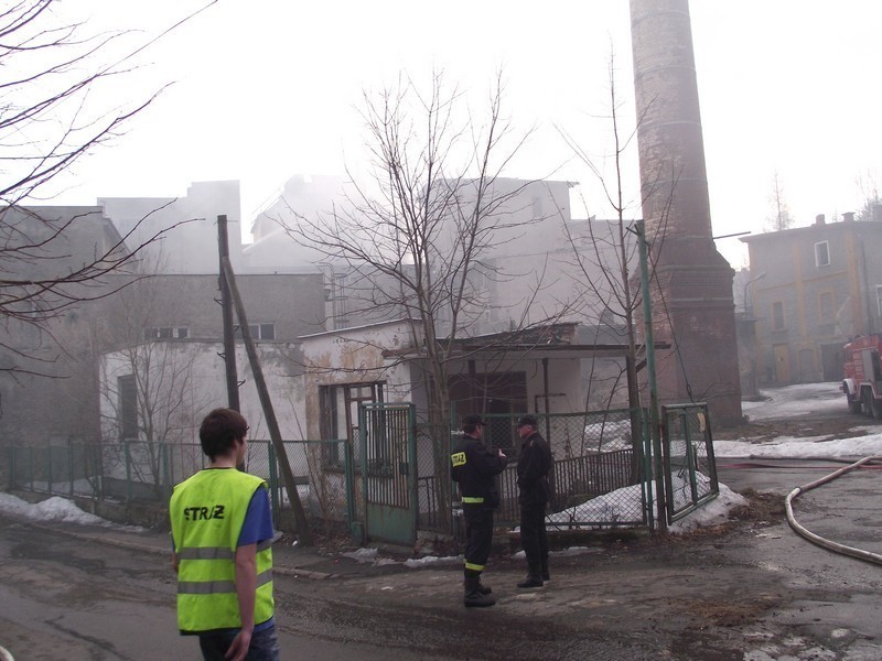 Pożar w starych browarach (FILM, ZDJĘCIA)