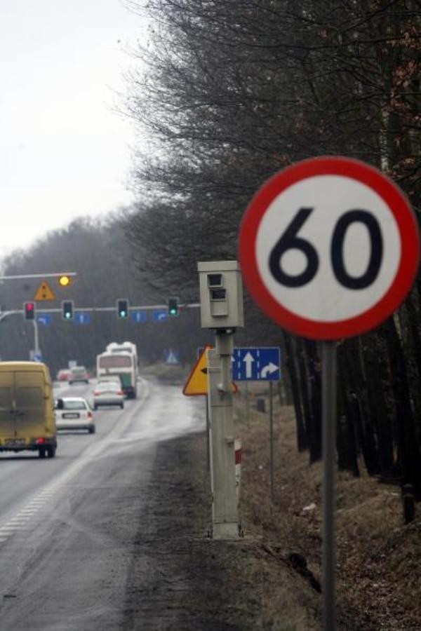 Kierowcy jechali średnio o ponad 30 kilometrów więcej niż pozwalały na to ograniczenia.