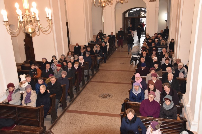 Koncert z okazji 110-lecia chóru Moniuszko w kościele św. Floriana w Żninie [zdjęcia, wideo]