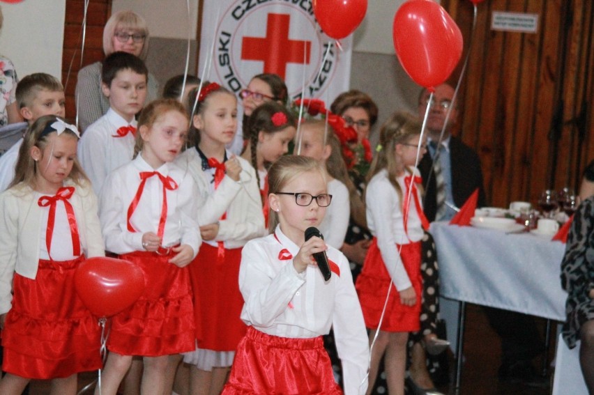 10 - lecie Klubu Honorowych Dawców Krwi „Dar Życia w Sulmierzycach” [ZDJĘCIA]