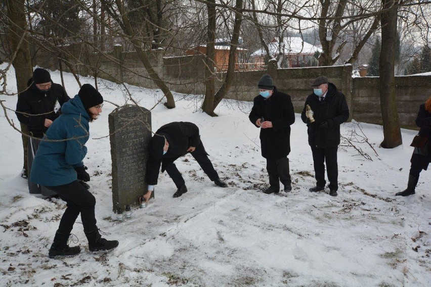 W Krośnie obchodzono Międzynarodowy Dzień Pamięci o Ofiarach Holocaustu na Podkarpaciu [ZDJĘCIA]