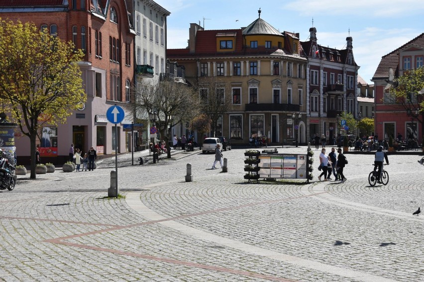 Niedziela w Gnieźnie. Słoneczna pogoda zachęciła mieszkańców do spacerów