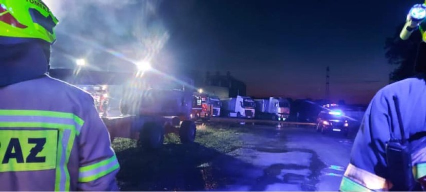 Potężny pożar w Osinie Małej. Straty oszacowano na 2 mln zł.