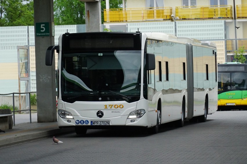 Hybrydowy mercedes przeszedł testy w MPK Poznań.

Kolejne...