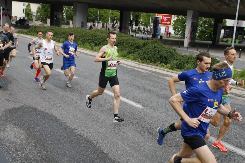 Bieg Konstytucji 3 Maja 2019, Warszawa. Tak 8000 biegaczy...